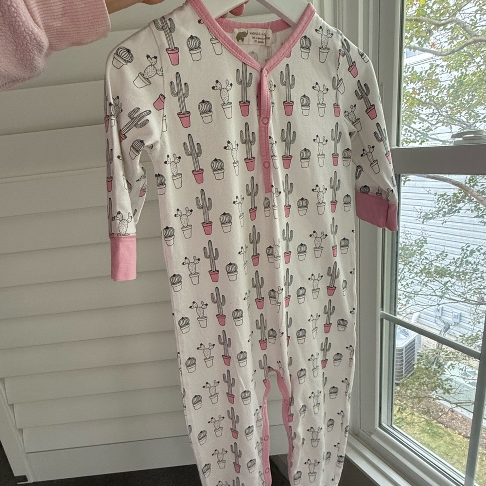Onesie - Picture 8 of 9